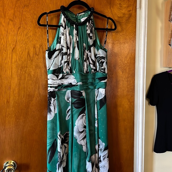 Calvin Klein Dresses & Skirts - Calvin Klein metallic embroidered Floral print maxi dress